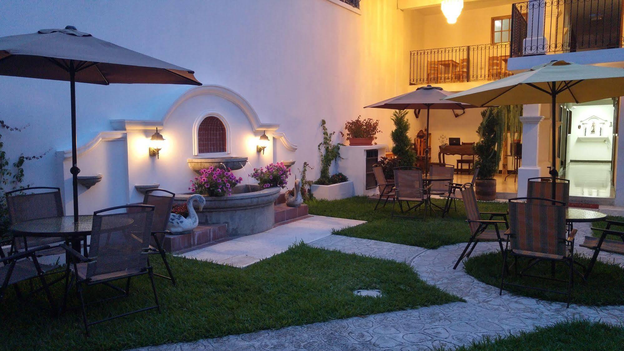 Ixkanul Antigua Hotel Εξωτερικό φωτογραφία
